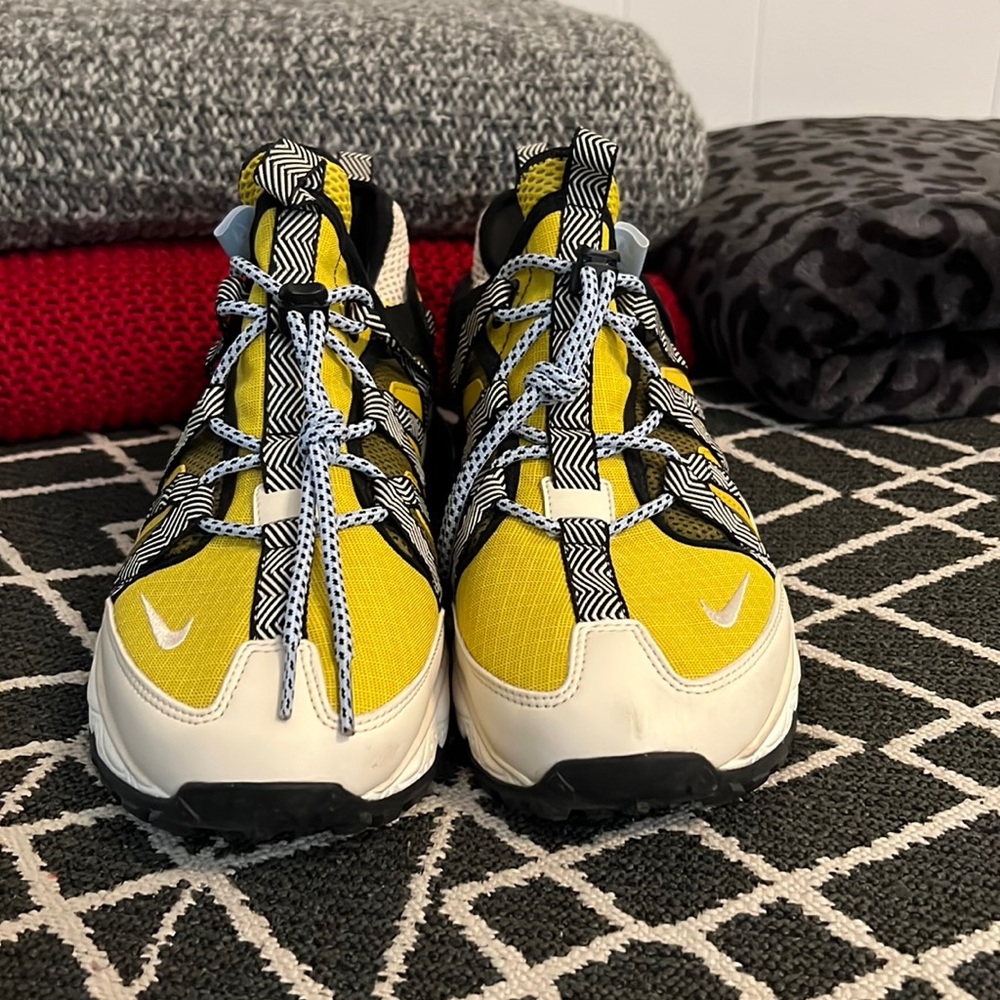 Men’s Nike Sneakers, Men’s Size 10.5